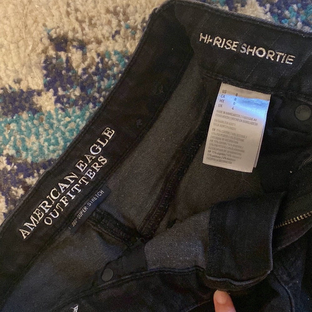Black jean shorts - Picture 2 of 3